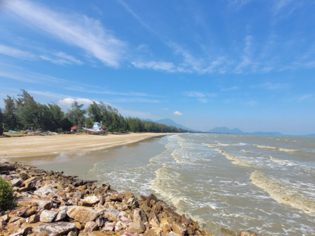 Sam Roi Yot beach