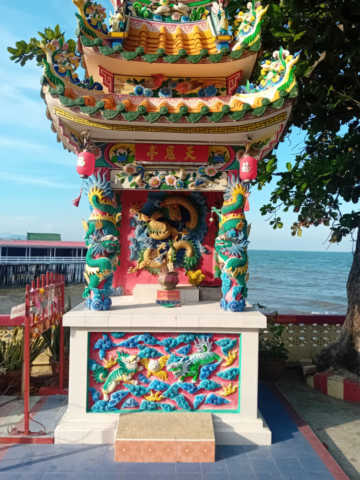 Temple by the sea in Hua Hin