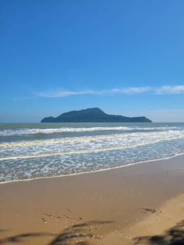 Island of the coast of Sam Roi Yot beach