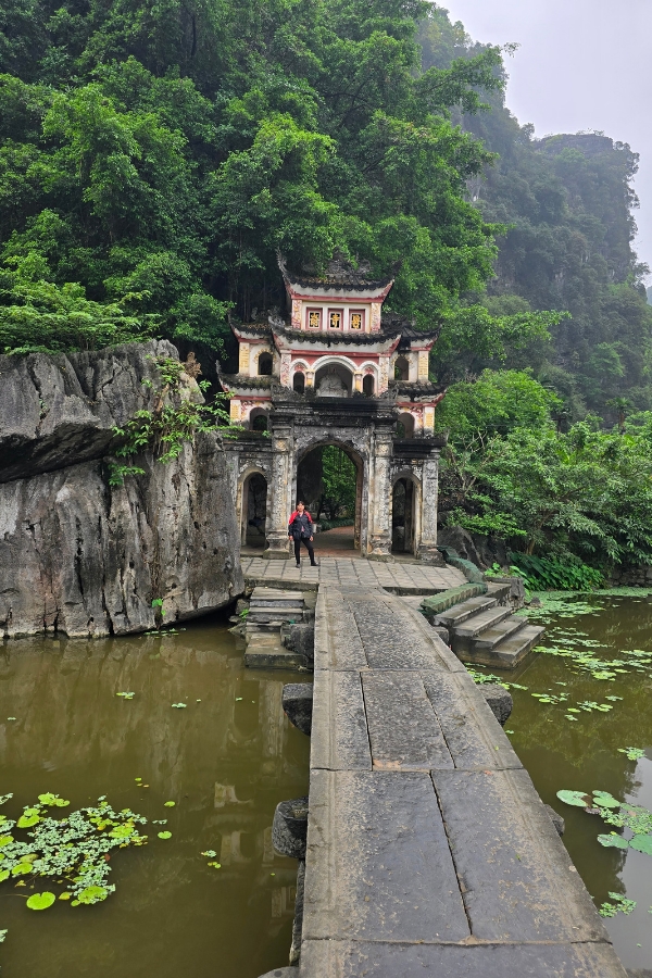 Bich Dong Pagoda Entrance