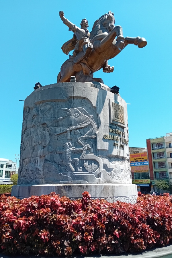 Statue on a roundabout 