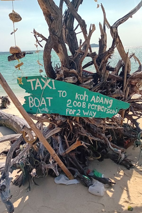 signs at sunrise beach