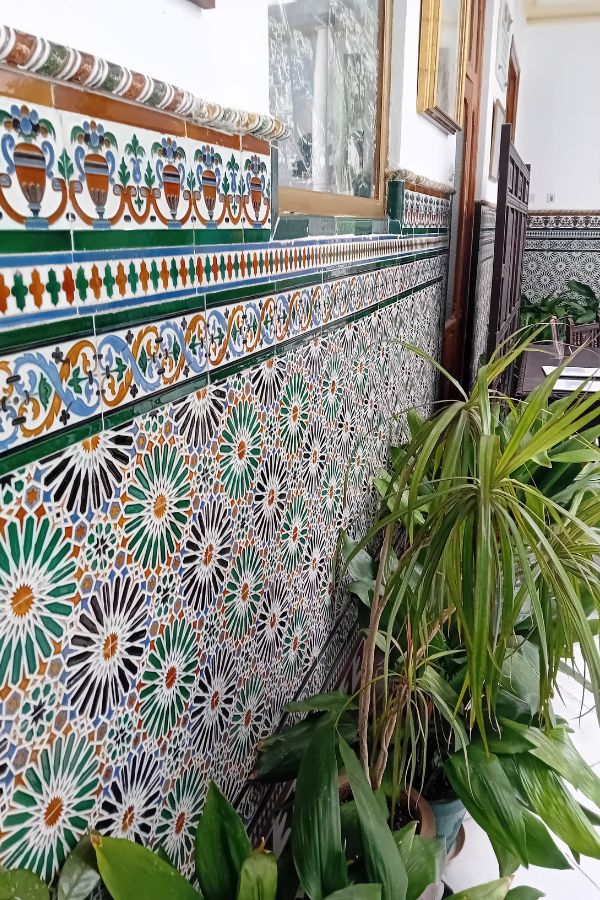 Beautiful tilework on the walls