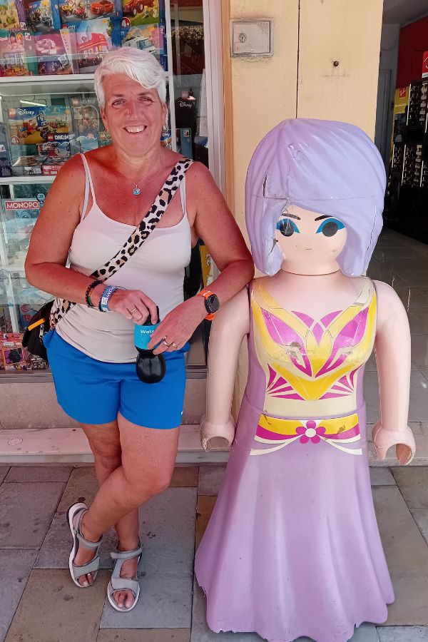 Jen and her Lego freind