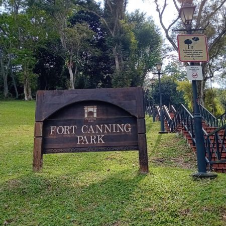 Entry sign to Fort Canning Park