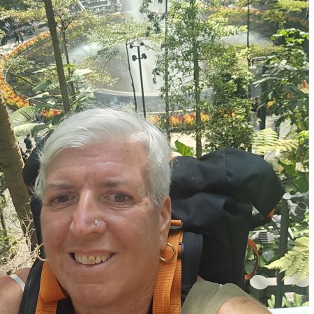 Jen in the Jewel gardens