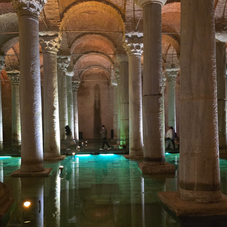 Suble lighting in the Cistern