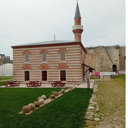 Small mosque inside the grounds